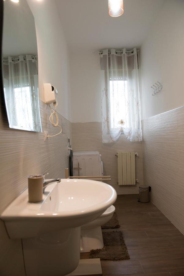 Villa Miriade B&B パエストゥム エクステリア 写真