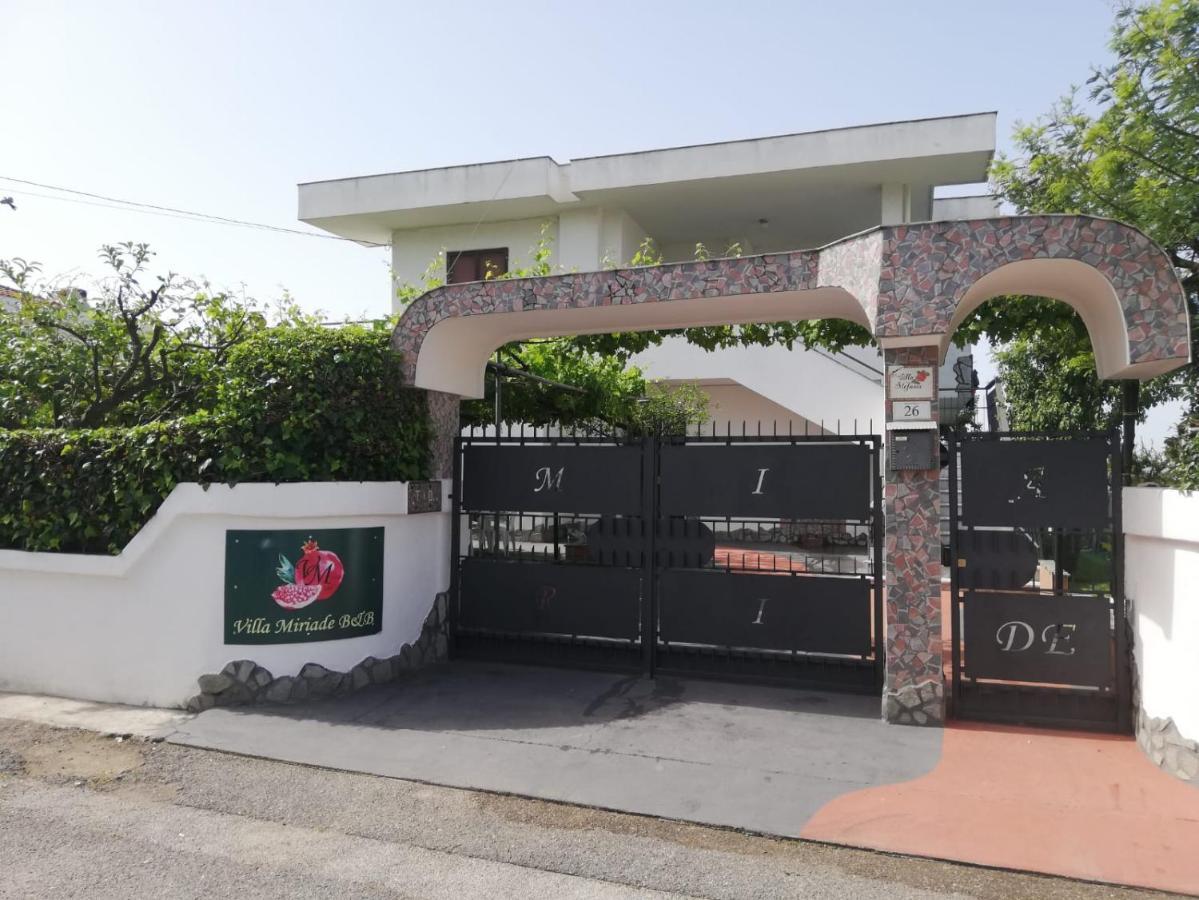 Villa Miriade B&B パエストゥム エクステリア 写真